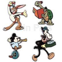 Japan - Scrooge and the Cratchit Family - Mickeys Christmas Carol 1983 - History of Art 2003