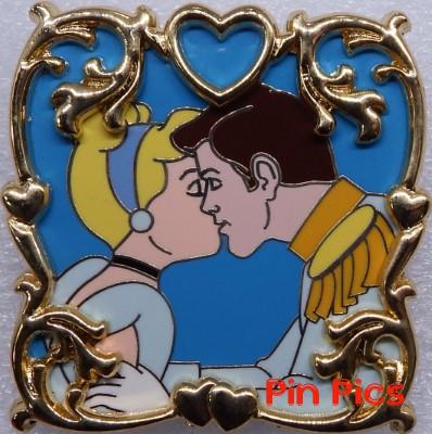 Minnie Roller Skating