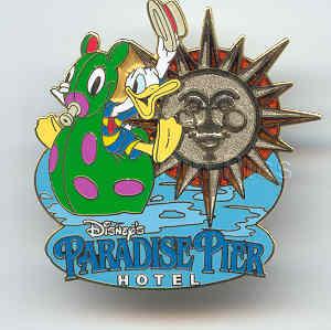 Eiffel Tower Mickey - Black \ White