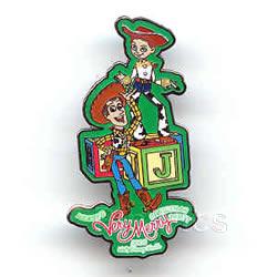 WDW - Mickey and Minnie - Be Mine - Happy Valentines Day 2004