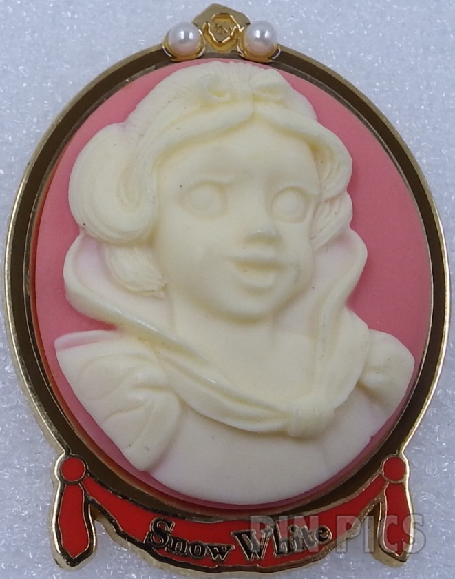 Lesotho stamp pin-Goofy on motorcycle with mail bag