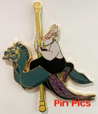 Japan - Queen of Hearts & Cheshire Cat - Bat Frame - Halloween 2003