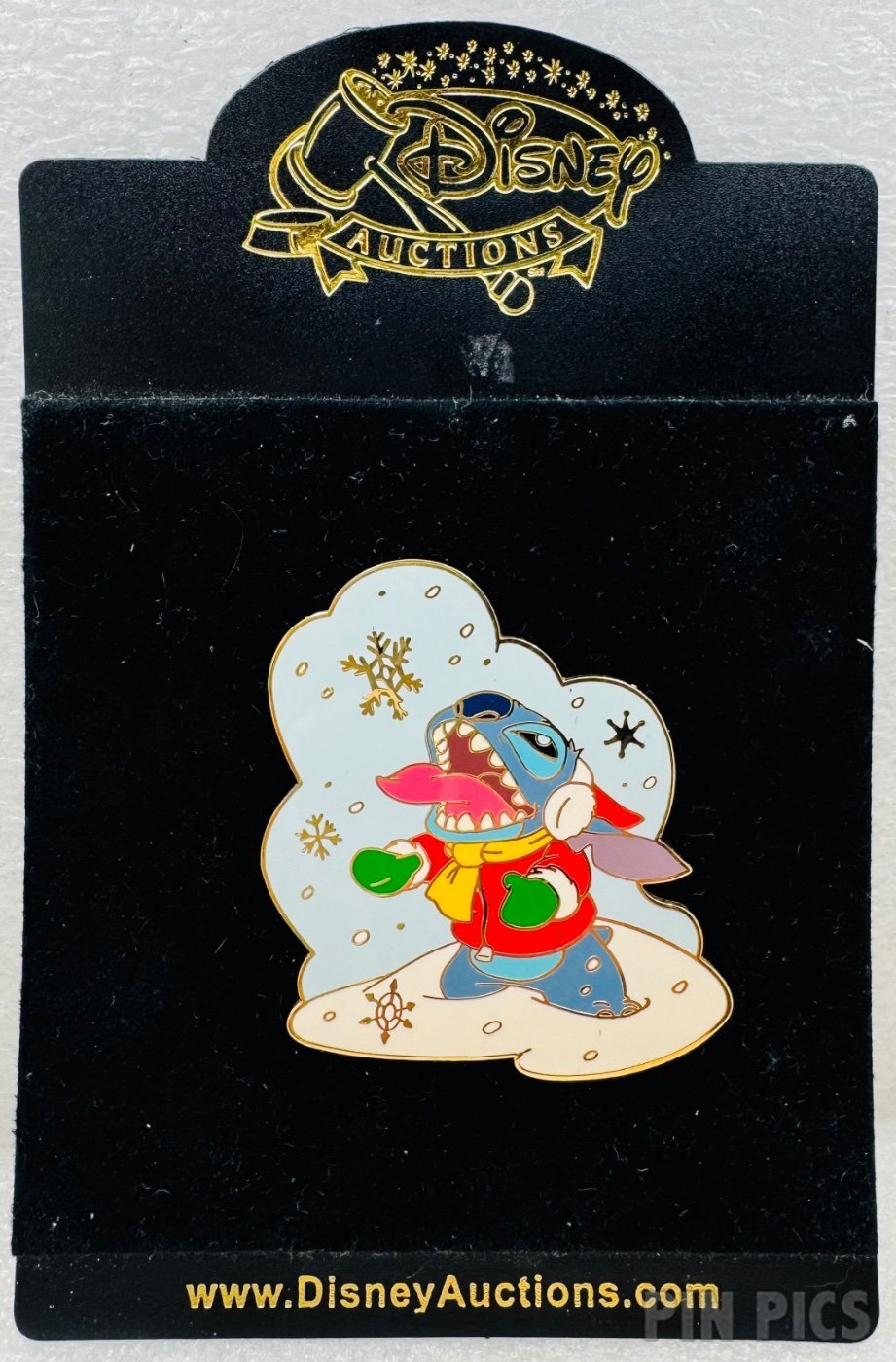 DA - Stitch - Eating Snowflake - Christmas Holiday - Lilo and Stitch  pin collectible - Main Image 3