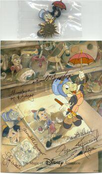 Mickey Mouse off to ski on the snowy slopes