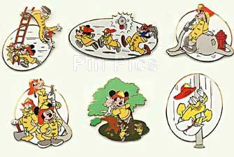 DLR - Chip and Dale - Acorns - Disneyland Resort Logo