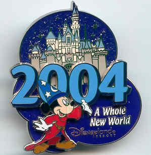 Mickey (X) and Minnie (O) with chain (spells M I C K E Y)