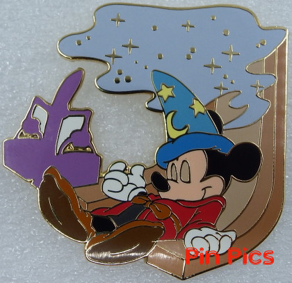 WDW - Minnie 4 - Bathing Beauty - Cast Lanyard Series 2 2003 - 2004