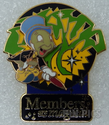 DLR - Minnie - Christmas Tree 'Puzzle'