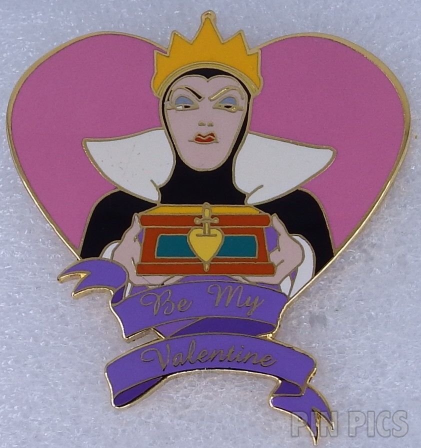 Totem Pooh and Pals-Goldtone pin