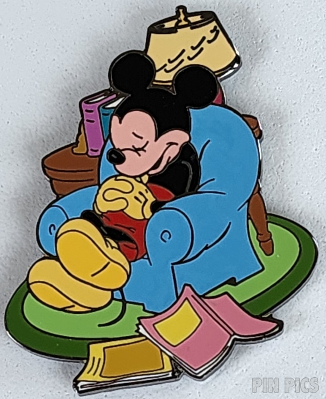 WDW - Mickey Mouse - Pop Century Resort