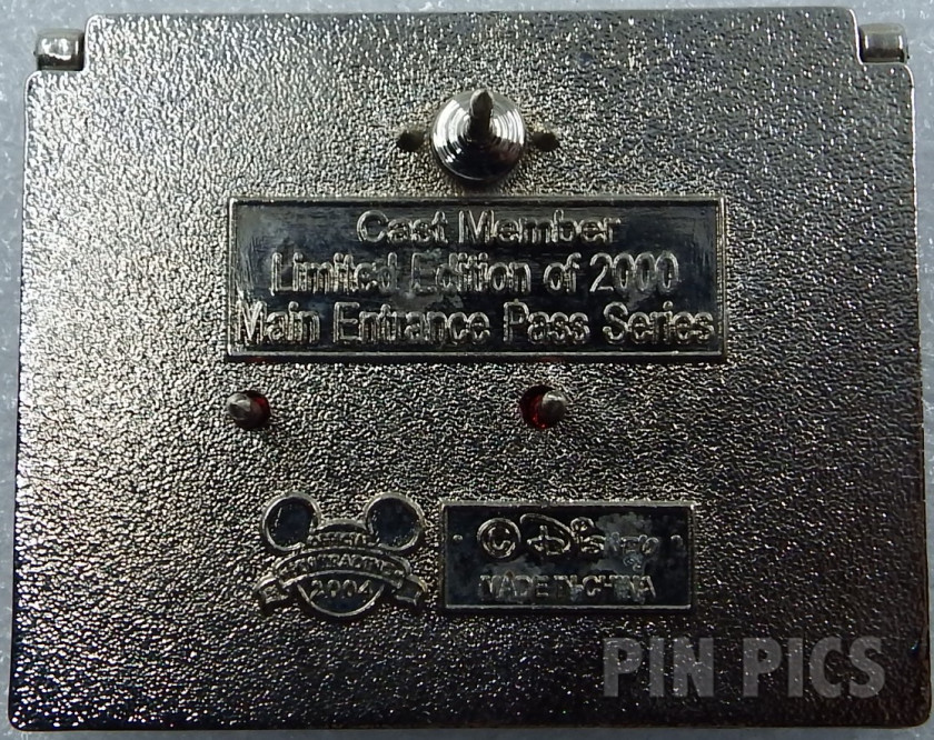 WDW - Mickey Mouse - Main Entrance Pass Guide - Walt Disney World - Cast  pin collectible - Main Image 2