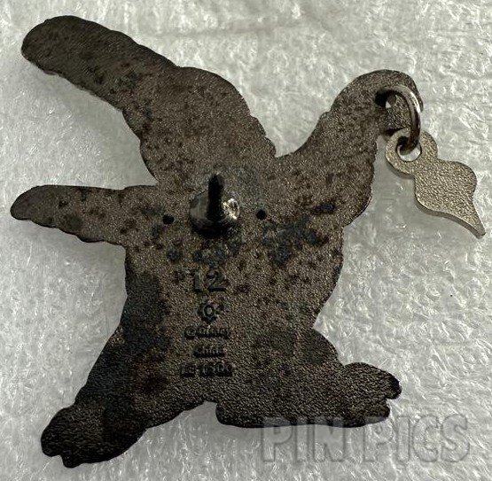 Clara Cluck - Pin 12 - Set 3 - Disney Advent Tree Series - Merry Christmas 2003 - Dangle  pin collectible - Main Image 2