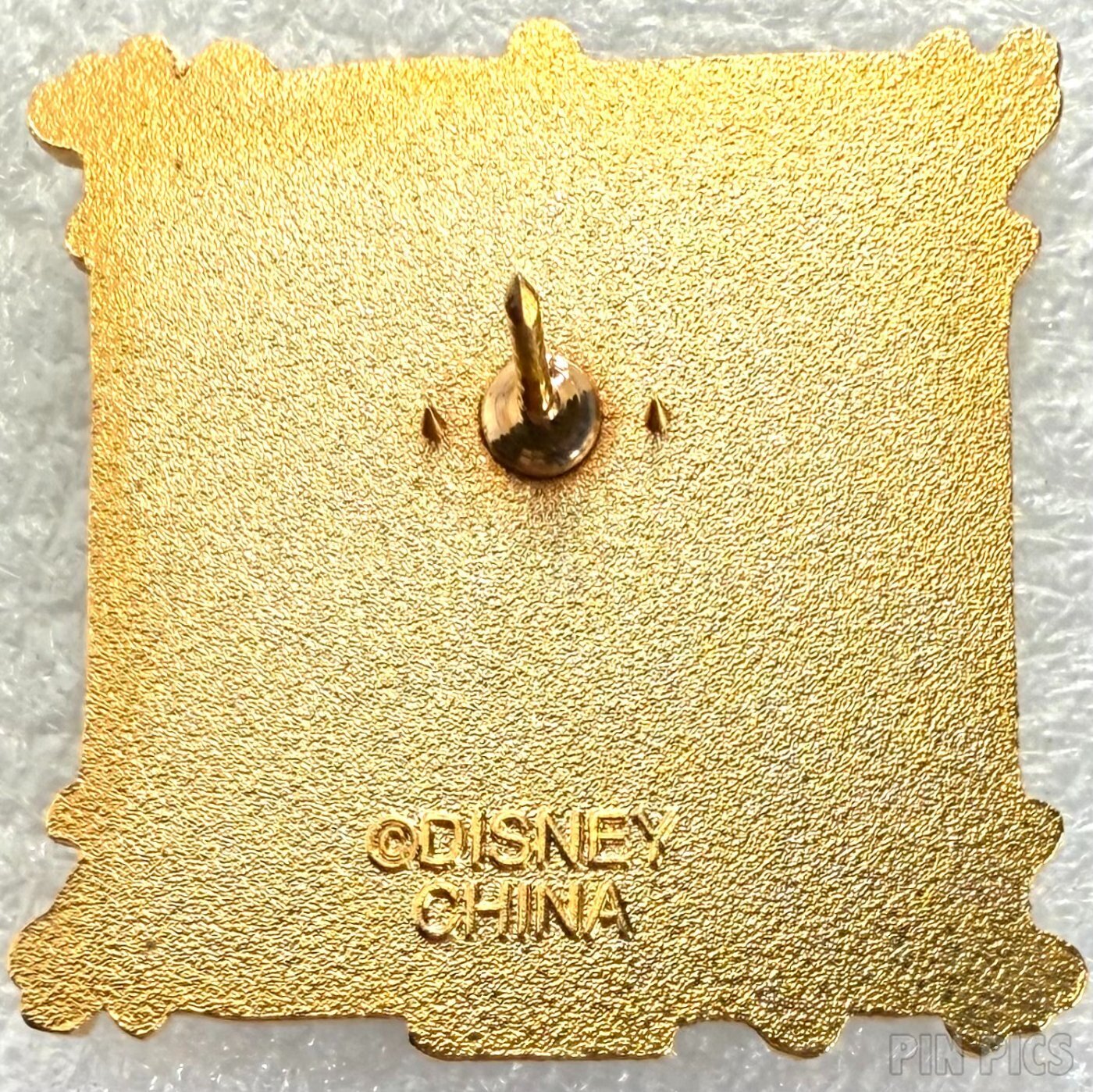 DC - Brother Bear - DVD/VHS Pre-Order  pin collectible - Main Image 2