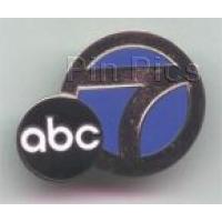 Topolino 50° anniversary Pin ( logo )