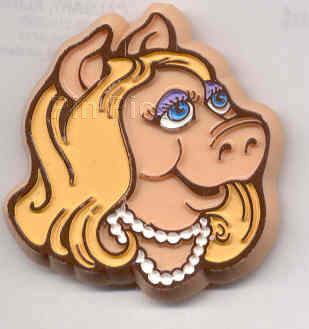 Orphan with a Gift - Pin 7 - Set 2 - Disney Advent Tree Series - Merry Christmas 2003