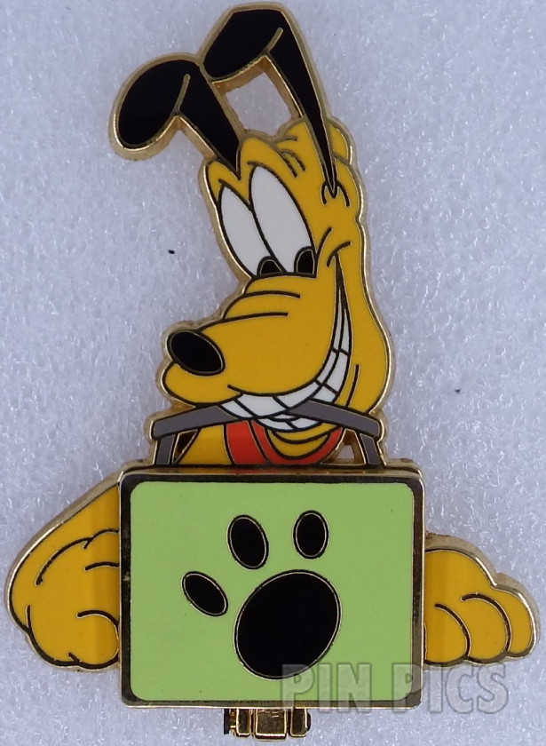 Disney Catalog - Mary Poppins 40th Anniversary Boxed Pin Set