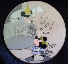 Japan - Mickey Mouse and Donald - On Ice 1935 - History of Art 2003