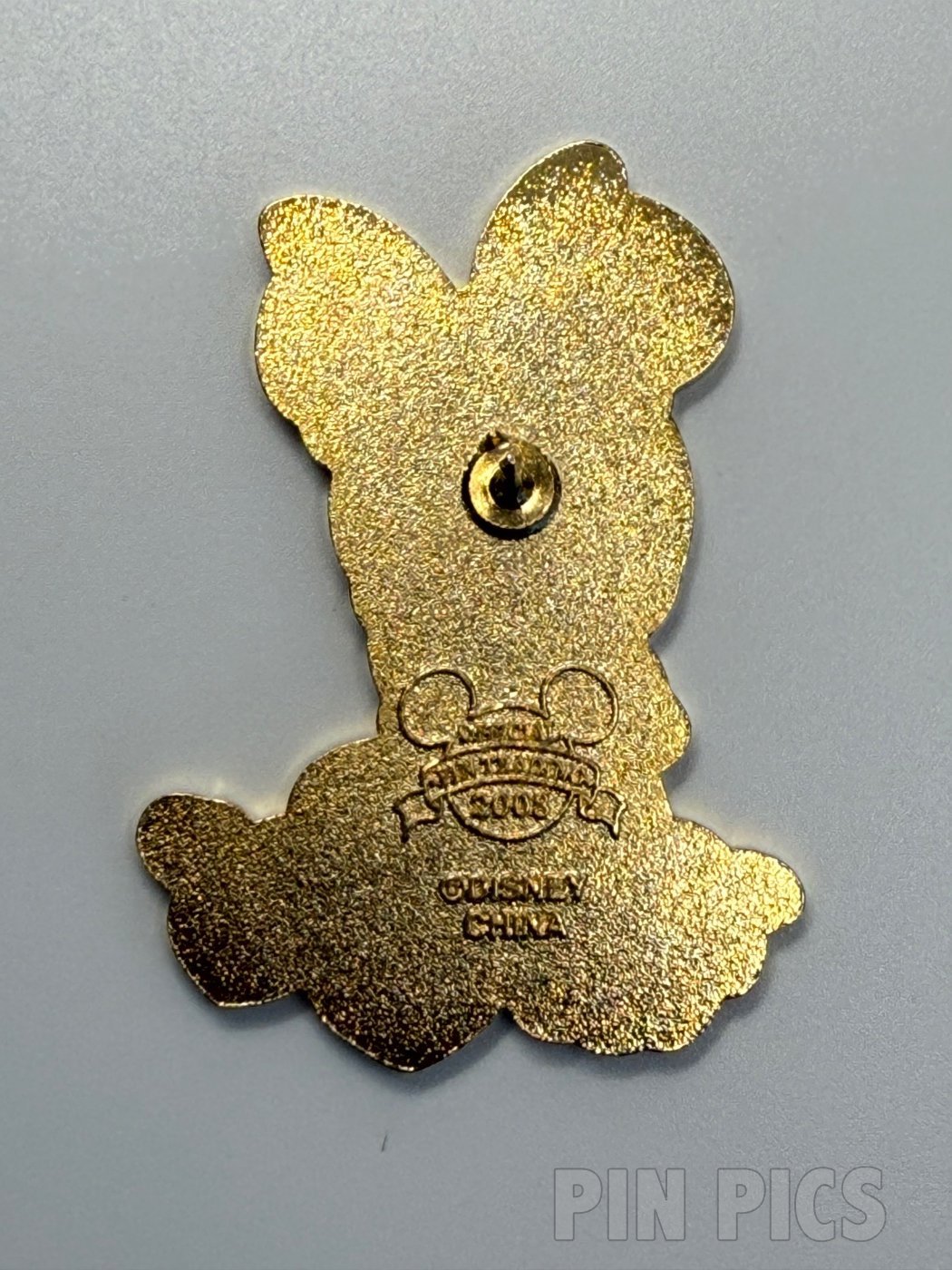 Minnie Mouse - Sitting - Hands Clasped - Looking in Love  pin collectible - Main Image 2