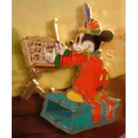 Le journal de Mickey - Mickey with his hands in his pockets.