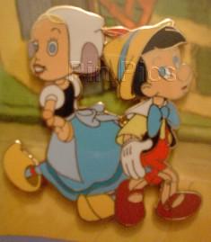 Button - DLR - Chip and Dale - Disney's Grand Californian - Storytellers Cafe 2004