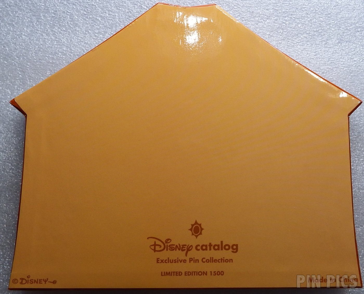 DC - Mickey Mouse Circus Boxed Set  pin collectible - Main Image 4