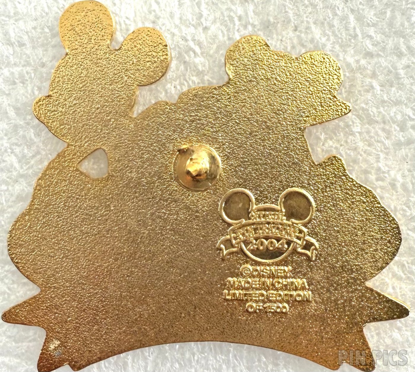 DLR - Mickey and Minnie - Happy Easter 2004  pin collectible - Main Image 2