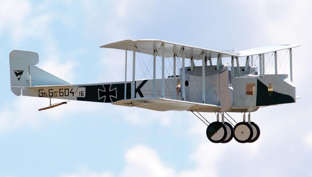 Gotha G.IV - Aurora model planes collectible [Barcode 4897026650052] - Main Image 3