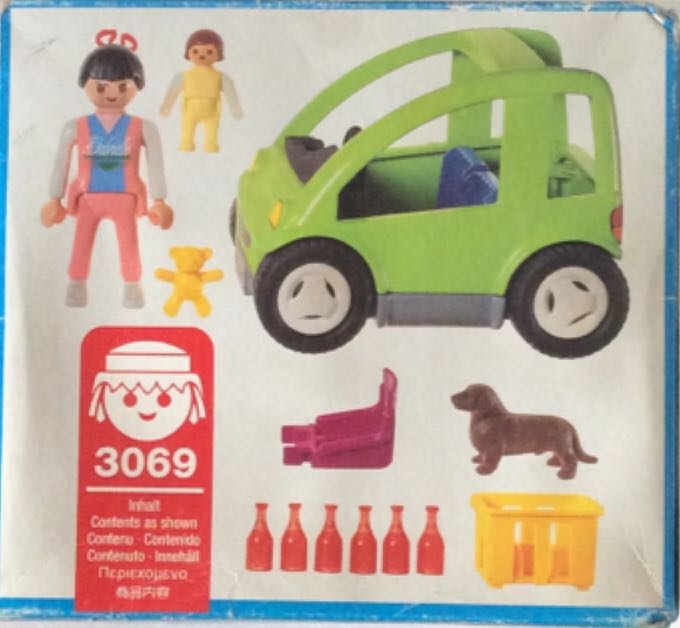 Playmobil 3069 CityLife Car_Mother_Baby_Daschund Dog - Cars (3069) playmobil collectible [Barcode 4008789030696] - Main Image 2