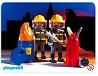 Brandweermannen met brandblusser en brandende ton - City Action Brandweer (3883) playmobil collectible [Barcode 4008789038838] - Main Image 1