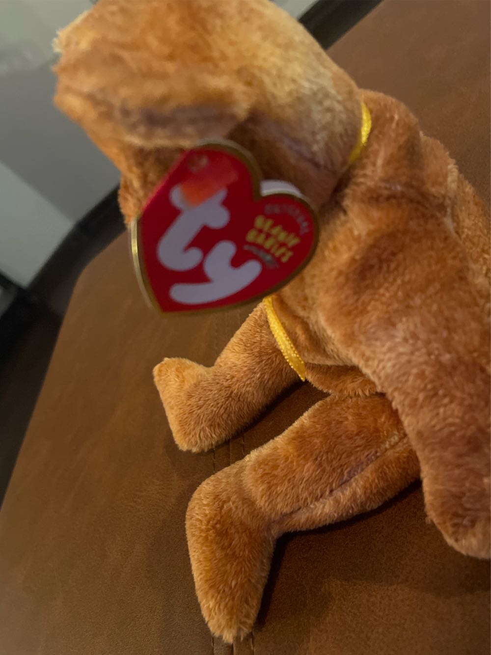 Grizzwald The Bear  (United States) plush collectible [Barcode 008421401017] - Main Image 2