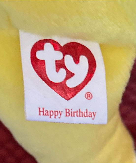 Happy Birthday! The Bear  (United States) plush collectible [Barcode 008421402243] - Main Image 3