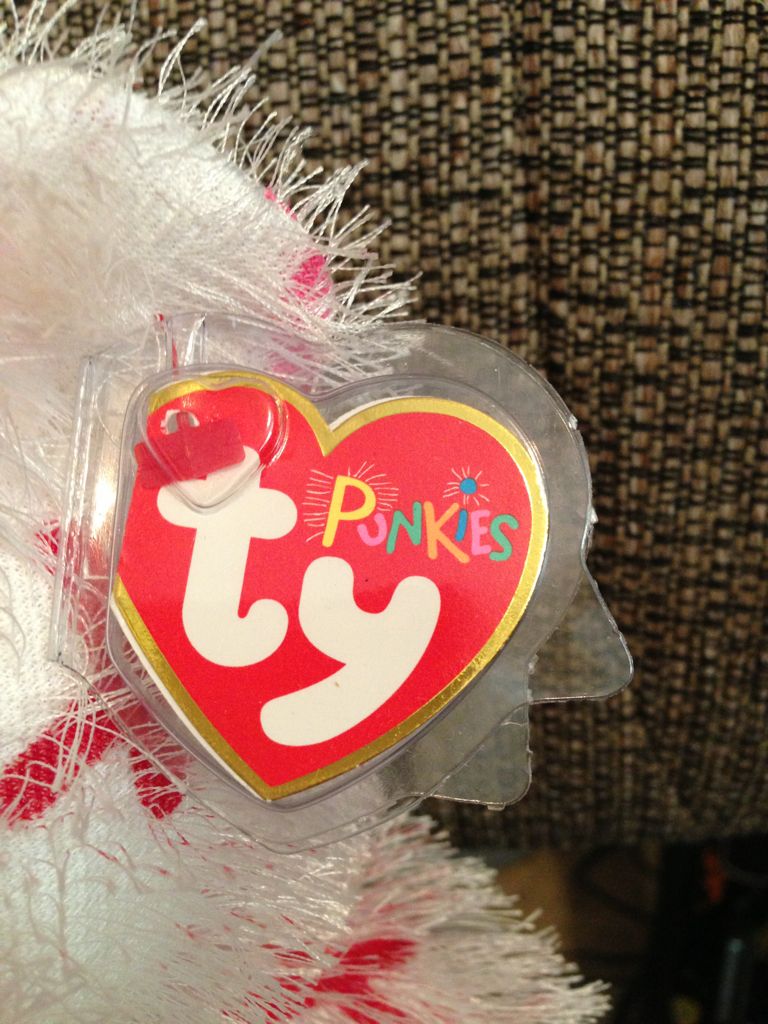 Bitty Kiss The Bear (Punkies)  (Australia) plush collectible [Barcode 008421004447] - Main Image 2