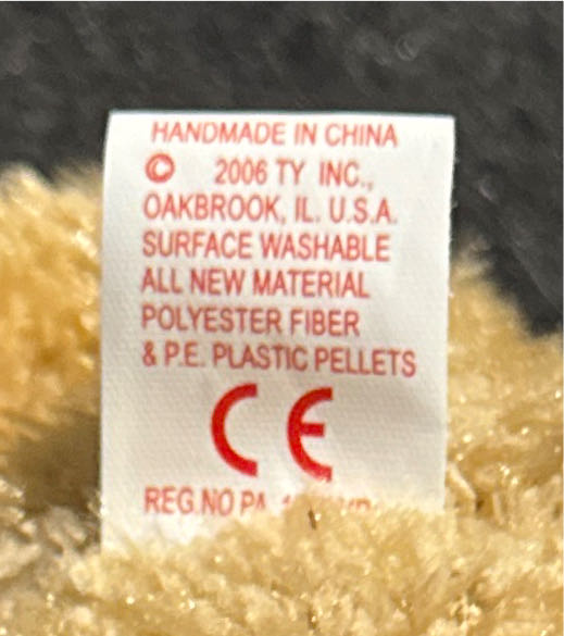 Skis The Bear  (United States) plush collectible [Barcode 008421404384] - Main Image 4