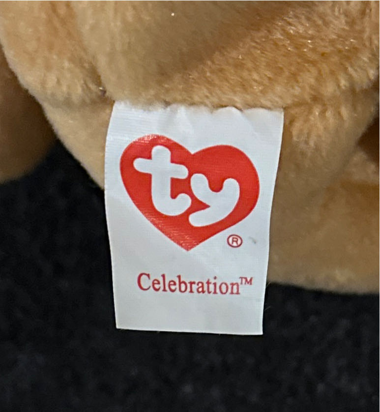 Celebration The Birthday Bear  plush collectible [Barcode 008421408269] - Main Image 3