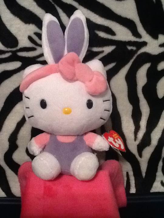 Hello Kitty - Purple Overalls Purple Bunny  plush collectible [Barcode 008421409846] - Main Image 2