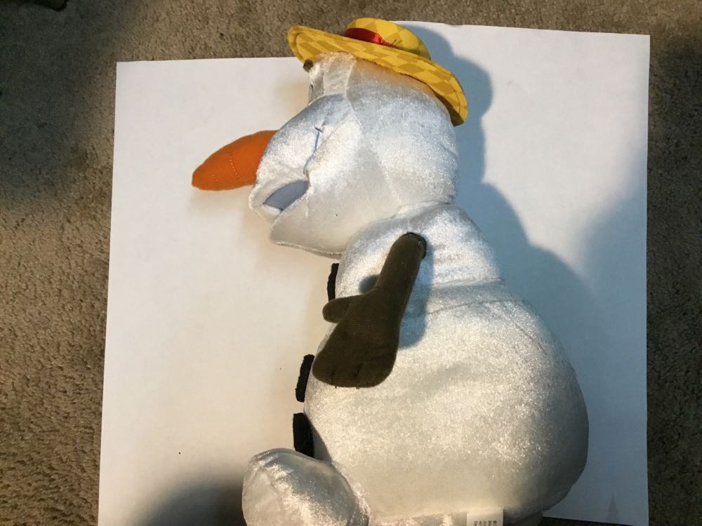 Olaf The Snowman - Frozen  (Canada) plush collectible [Barcode 008421411474] - Main Image 3