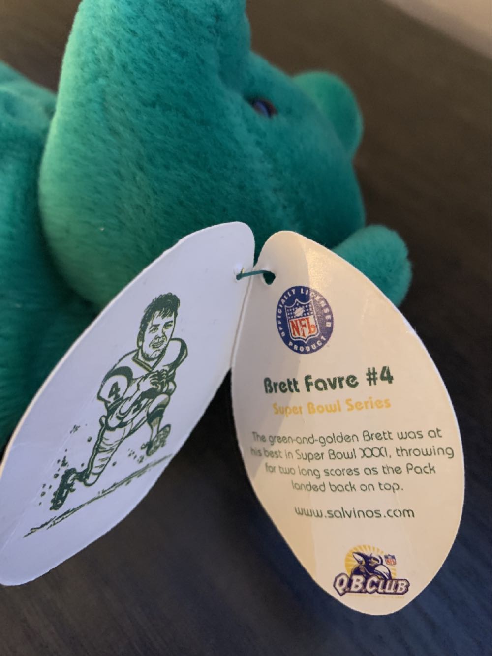 NFL Brett Favre # 4  plush collectible [Barcode 616132999473] - Main Image 3