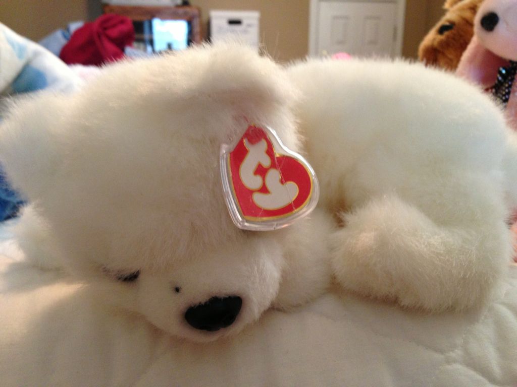 Bitty Kiss The Bear (Punkies)