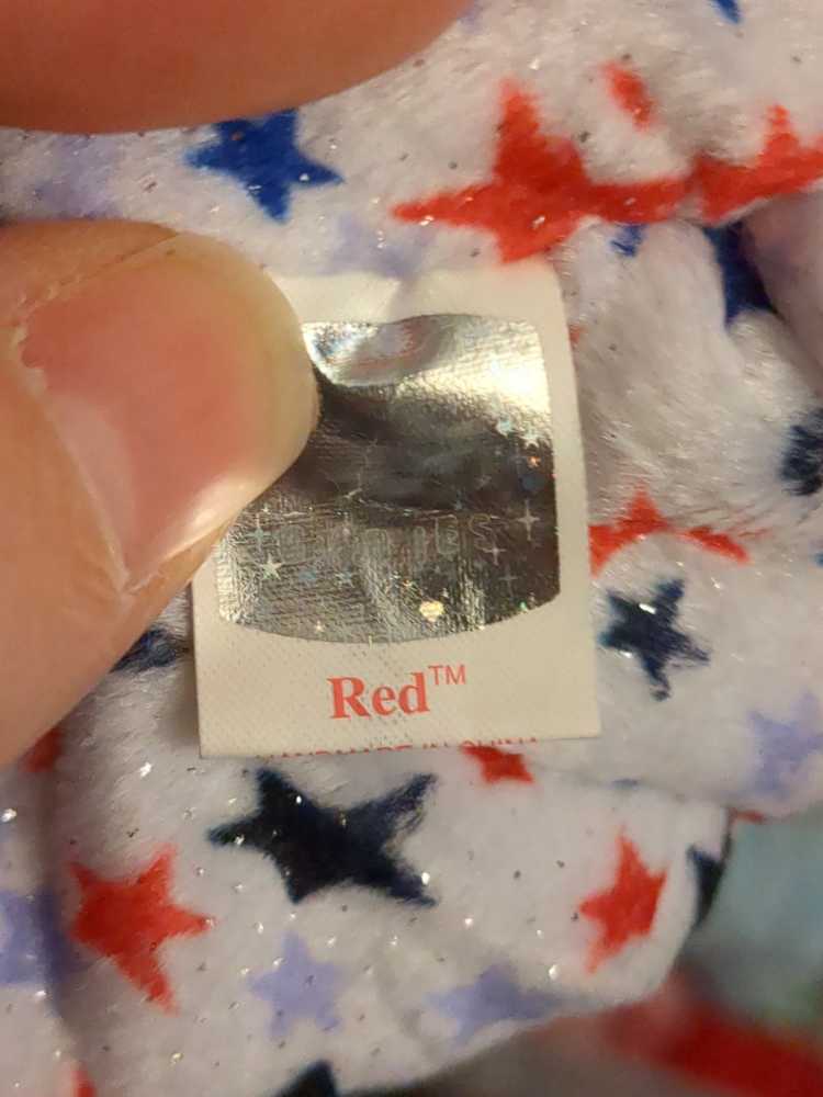 Red The Bear  plush collectible - Main Image 2