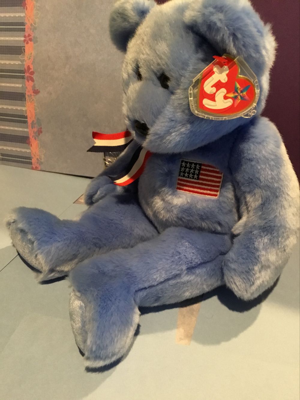 America Blue Beanie Buddy  (United States) plush collectible [Barcode 008421094691] - Main Image 4