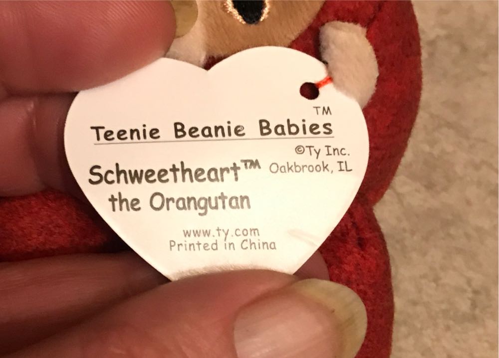 ✓ Schweetheart the Orangutan  (United States) plush collectible - Main Image 3