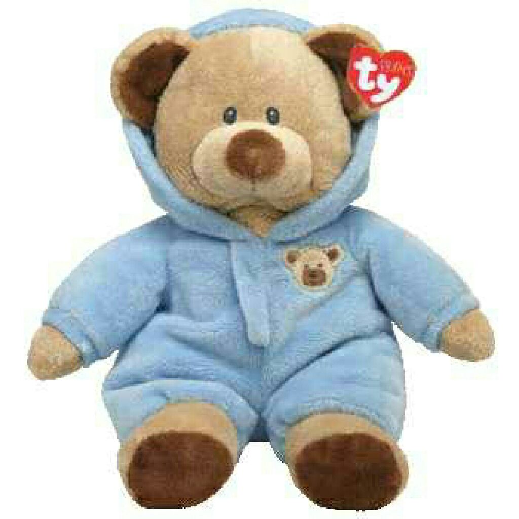 Crystal The White Cat