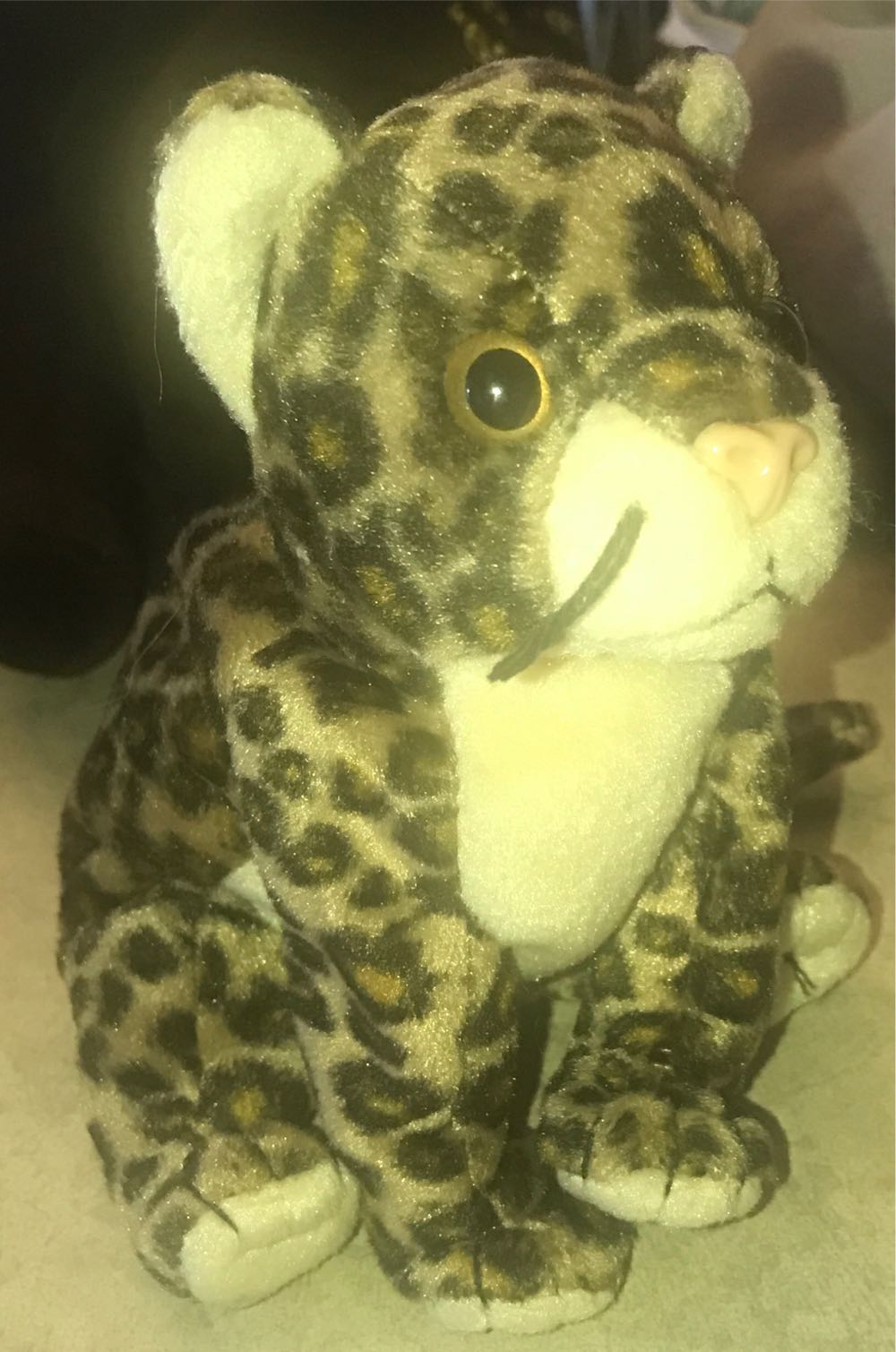 Sneaky the Leopard  plush collectible - Main Image 2