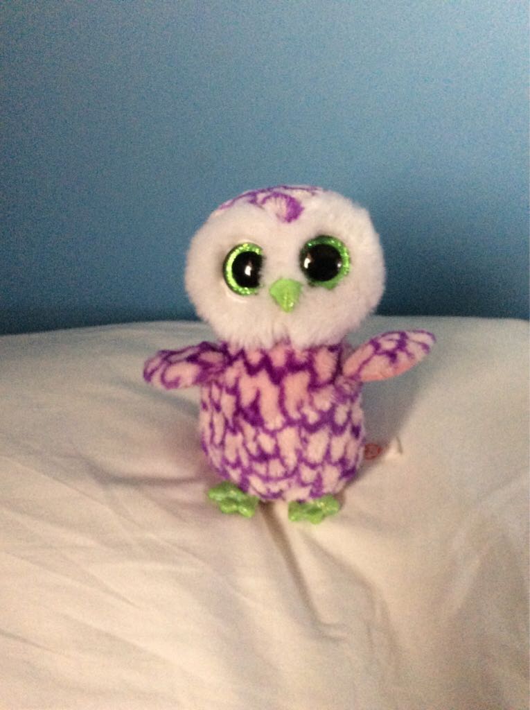 Bambi (Medium Size With Mystery Stack Pack Accessory)