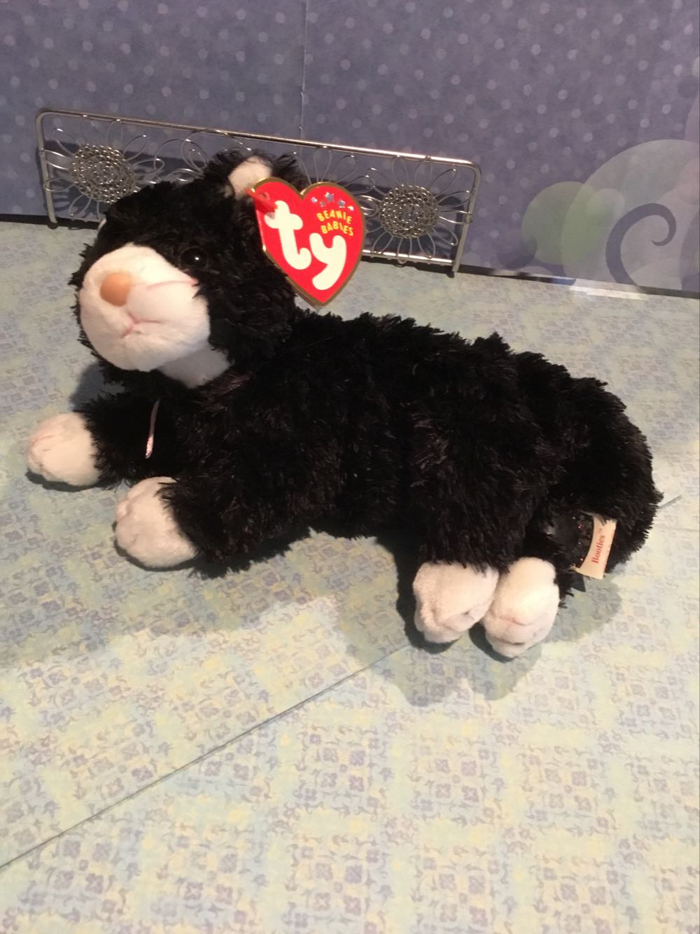 Booties The Cat  plush collectible [Barcode 008421045365] - Main Image 4