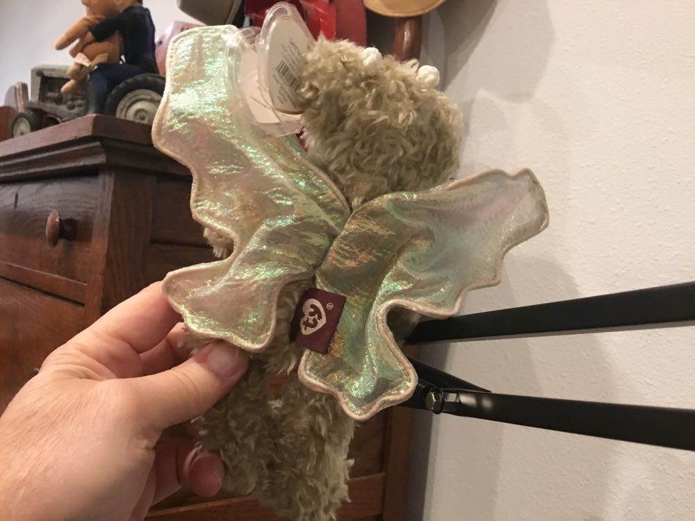 ✅Rafaella  (United States) plush collectible [Barcode 008421060665] - Main Image 2