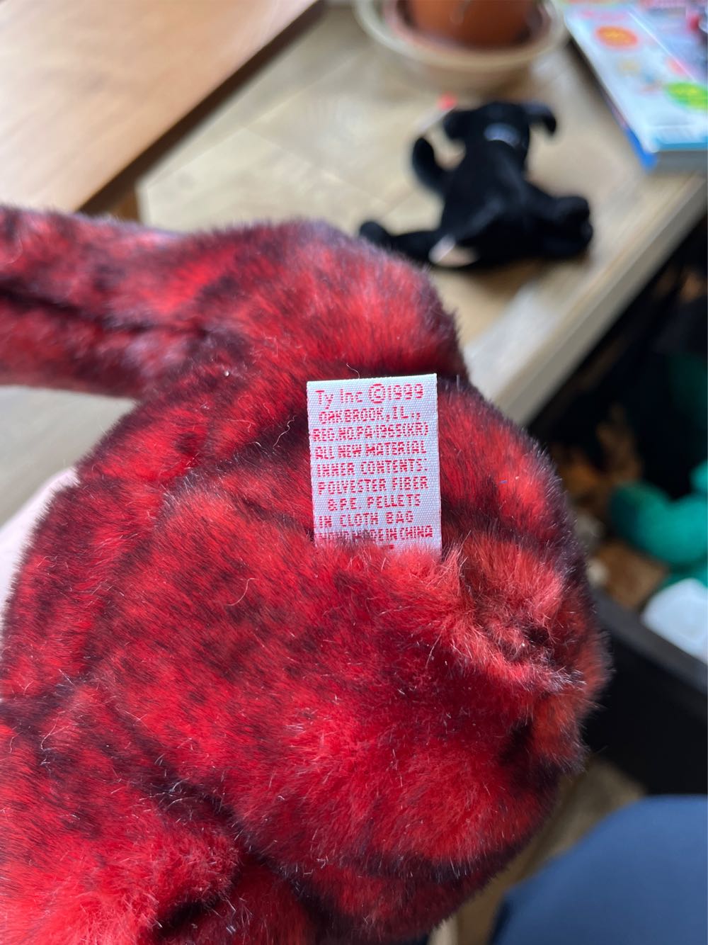 Schweetheart The Monkey (Beanie Buddy)  plush collectible [Barcode 008421093304] - Main Image 3