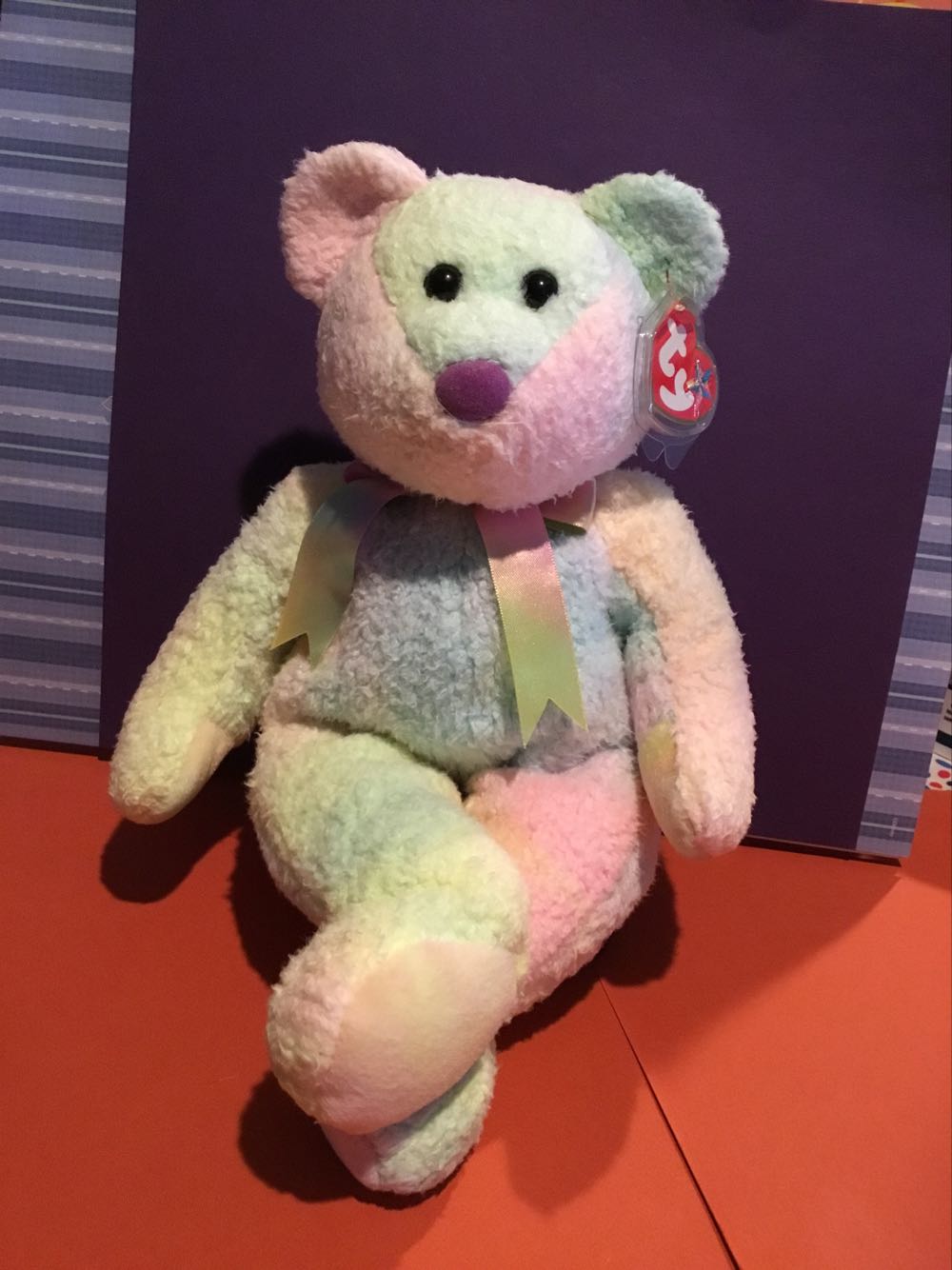 Groovy The Bear - Beanie Buddy  (United States) plush collectible [Barcode 008421093458] - Main Image 2