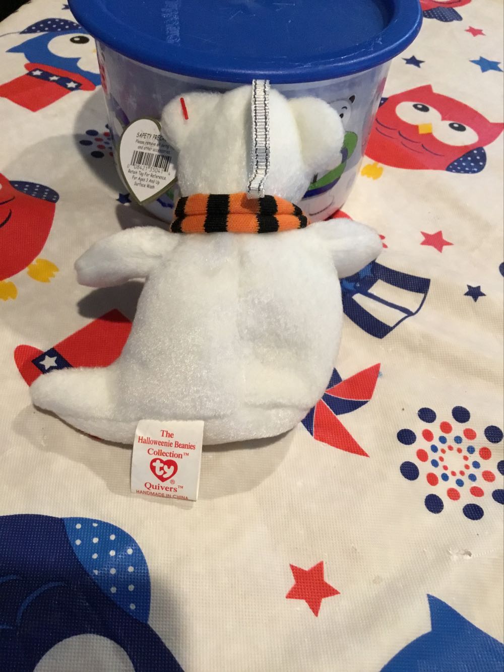 Quivers The Bear  (United States) plush collectible [Barcode 008421350414] - Main Image 3