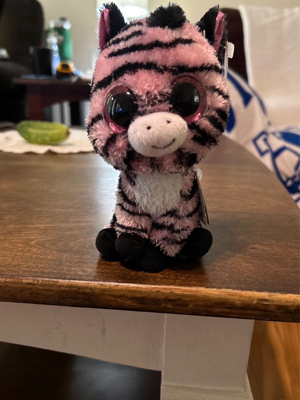 Zoey The Zebra  (Canada) plush collectible [Barcode 008421361472] - Main Image 3